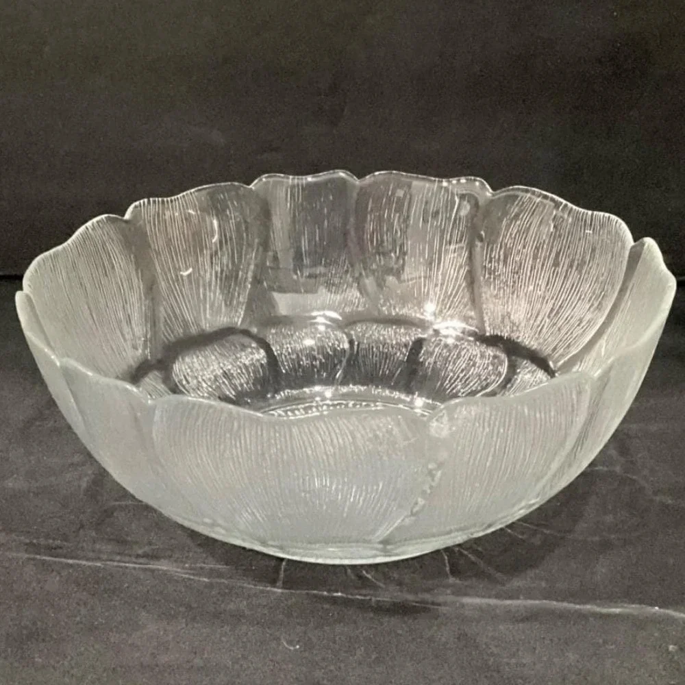 Arcoroc Fleur Serving Bowl, Vintage Clear Tempered Glass Replacement Centerpiece